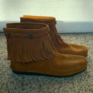 Minnetonka fringe leather booties